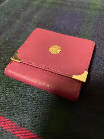 황궁 국화 문양 가죽 와인 레드 버건디 동전 지갑 코인 케이스