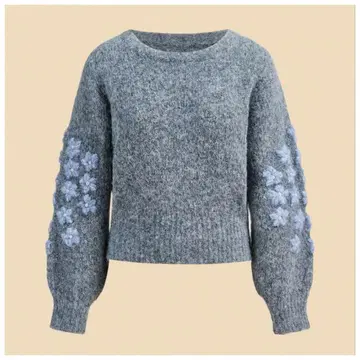 그레이 꽃무늬 자수 벌룬 슬리브 스웨터