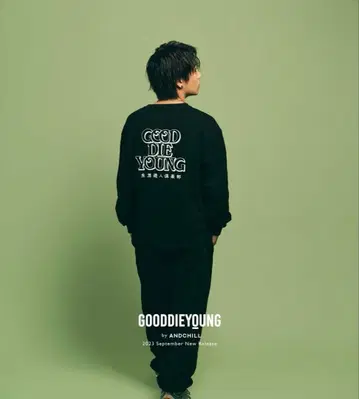 [ 미사용 새상품 ] ANDCHILL 긴팔