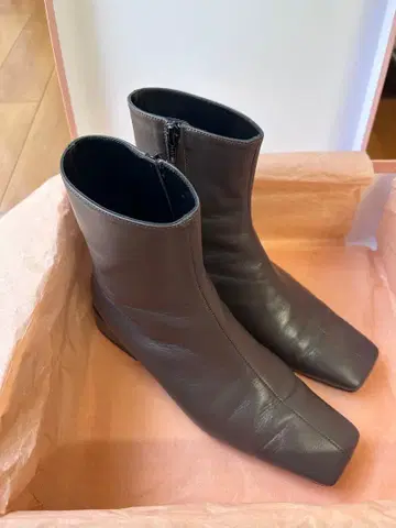 파비오 루스꼬니 스퀘어토 부츠 37