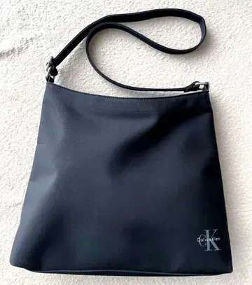 오늘만 가격 인하 심플 사용하기 편리한 CK 캘빈클라인 백