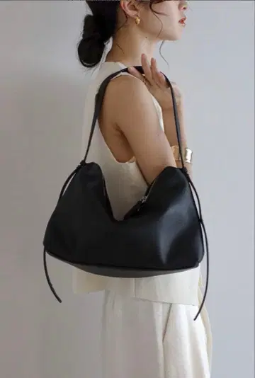 soins 소완 핸드백 숄더백 블랙