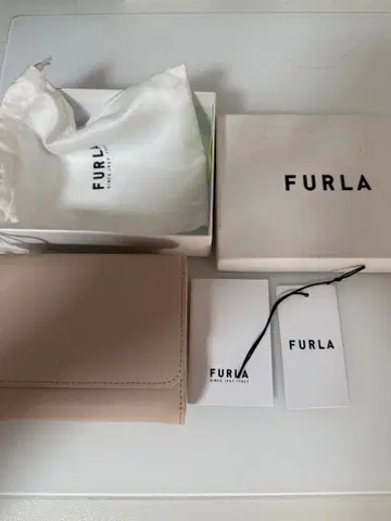 FURLA 핑크 베이지 3단 폴더형 지갑 수납 가방 포함