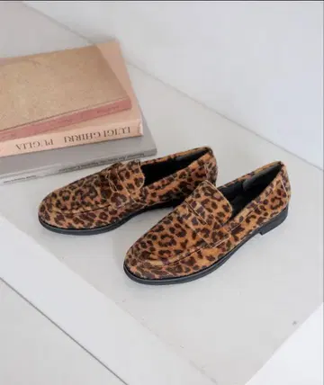 컨디션 최상 로리즈팜 레오파드 로퍼 L 사이즈