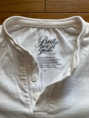 brilla per il gusto 헨리넥 화이트 t셔츠 일본제