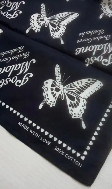 새상품급 레어 Post Malone VERDY 콜라보 반다나 스카프