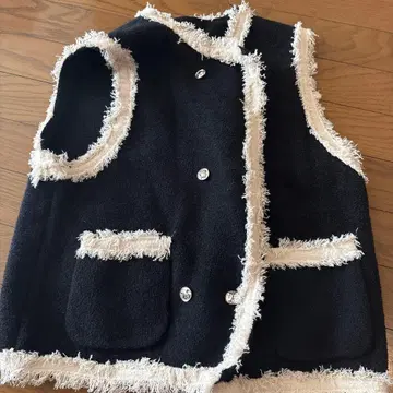 프린지 장식 블랙 플리스 베스트 210nouve