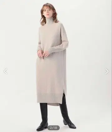 투모로우랜드 라무 캐시미어 터틀넥 원피스