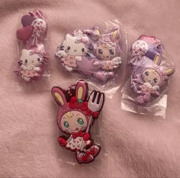 메조피아노 x 헬로키티 캡슐 러버 마스코트 캡슐 토이 가챠가챠