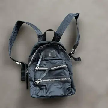 새상품급! MARC JACOBS 블랙 백팩