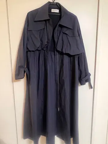 Lily Brown 발수 가공 원피스 트렌치코트 네이비