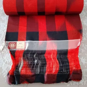 미사용 옷감 순수 실크 앙상블 보관품