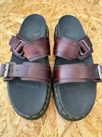 닥터 마틴 브라운 가죽 샌들 UK8 27cm