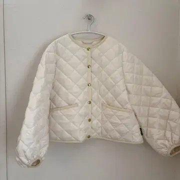 트래디셔널 웨더 웨어 퀼팅 자켓