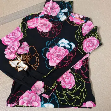 레오나르 LEONARD 터틀넥