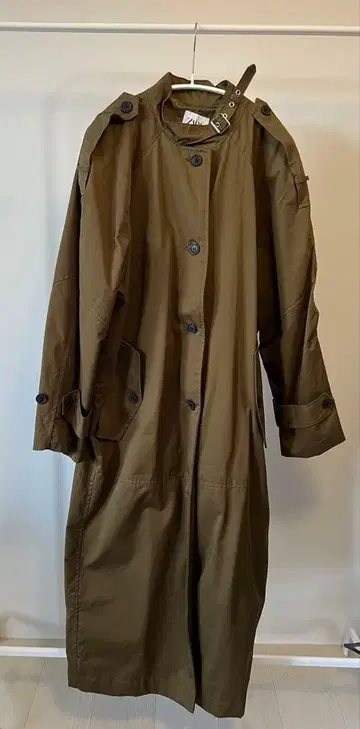 [ 새상품급 ] ZARA/올리브 그린/트렌치코트/M