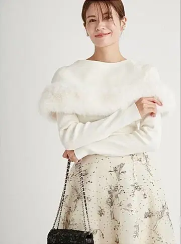 CELFORD 퍼 케이프 롱 슬리브 니트