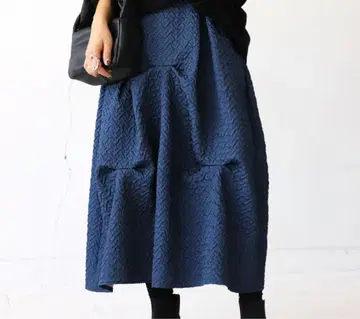 완판 안티카 antiqua 엠보싱 디자인 스커트 파룬 입체감