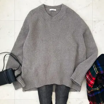 새상품급 갤러리 바이 파인 울 크루넥 니트 그레이