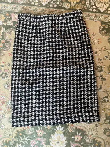 미사용 새상품 타이트 스커트