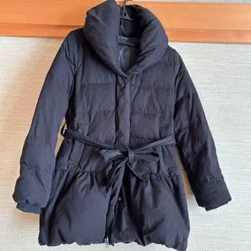 INGNI 블랙 후드 부착 다운 자켓