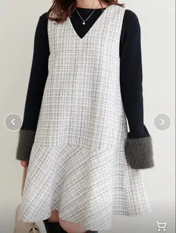 그레이 계열 체크 V넥 슬리브리스 원피스