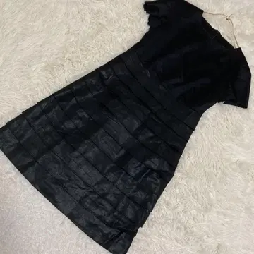 KRIZIA 단 플레어 원피스 블랙 40 경사 깔끔 고급 성인