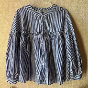 스트라이프 프릴 긴팔 셔츠 LL 사이즈