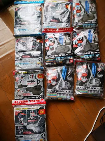 새상품 액션 베이스 1과 4 각 5개씩 총 10개