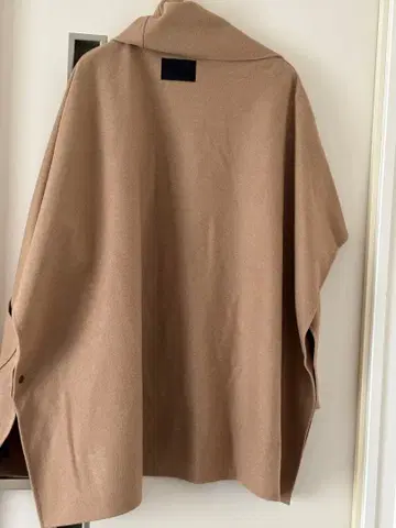 울 혼방 베이지 판초