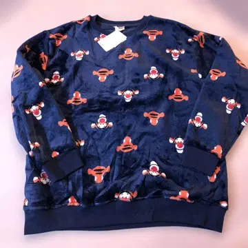 네이비 티거 올 패턴 플리스 LL 트레이닝복