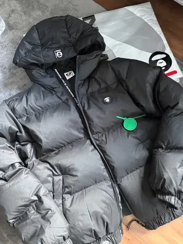 AAPE NOW 블랙 다운 자켓 M 사이즈