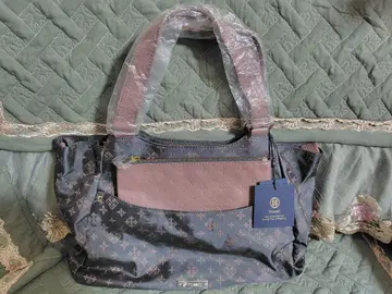 러셋 나일론제 숄더백 그레이 x 핑크