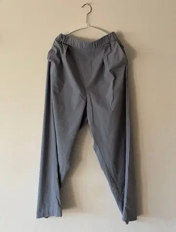 OURHOME 탄력 턱 와이드 팬츠 스모키 블루