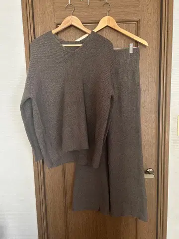 mila owen 리브 니트 팬츠 셋업 브라운