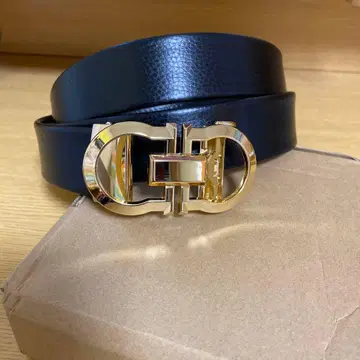 페라가모 블랙 가죽 벨트 골드 버클