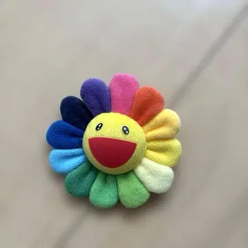 카이카이키키 꽃 브로치