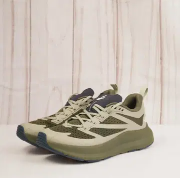 미사용품 THE NORTH FACE 벨로시티 포워드 23.5cm