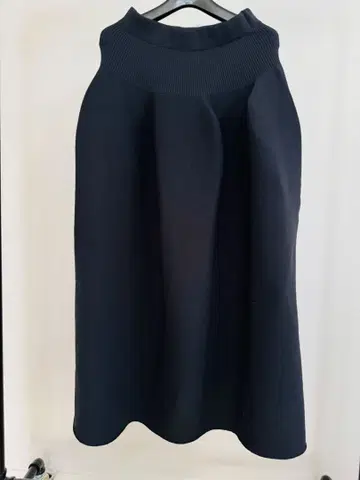 새상품 CFCL 롱 스커트