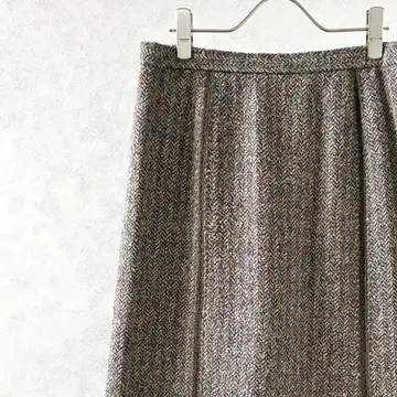 Ava Stone 미디 스커트 타이트 울 혼방 심플 안감 부착 빅