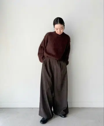 SELECT MOCA 브라운 에어리 숏 니트