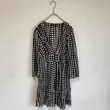 [ INDIVI ] 원피스 도트 화이트 블랙 크롭 튜닉