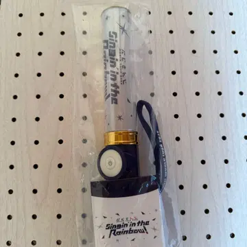 니지산지 WORLD TOUR 2025 응원봉