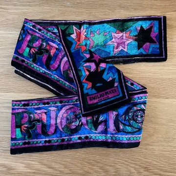 에밀리오 푸치 스톨 벨로아