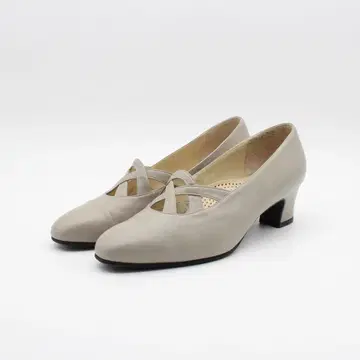 25 리즈 컴포트 청키힐 펌프스(23.5cm 3E) 컨디션 최상