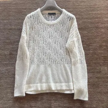 파비아나 필리피 화이트 크로셰 니트