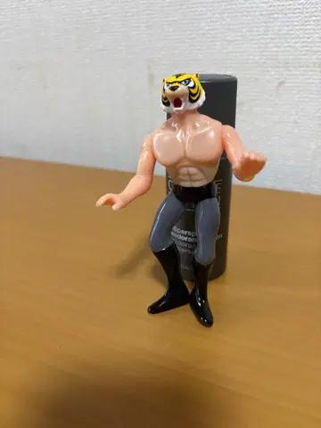 타이거 마스크 피규어