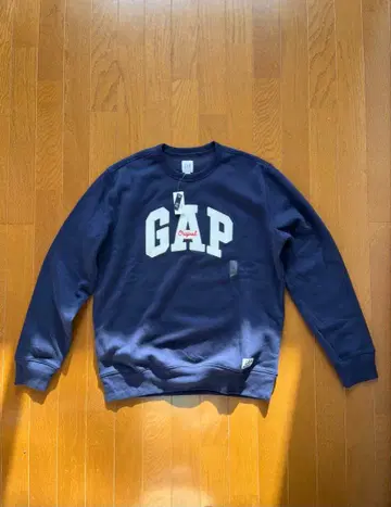 [ 새상품 미사용 ] GAP 맨투맨 S 사이즈 네이비