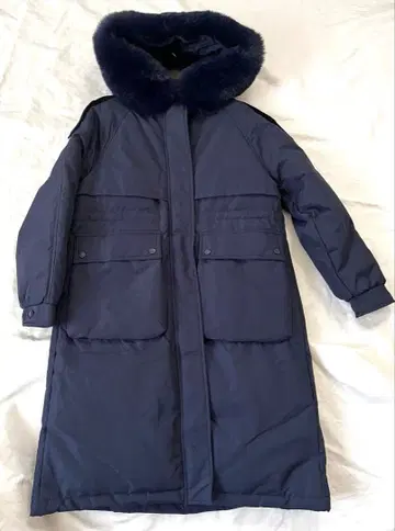 미사용 볼륨 퍼 롱 다운 코트 네이비