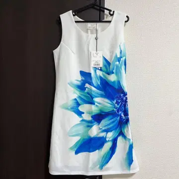 Rady 화이트 x 파랑 꽃무늬 슬리브리스 원피스 택 포함 미사용 새상품